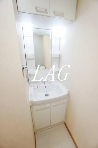 洗面設備　洗面台です。