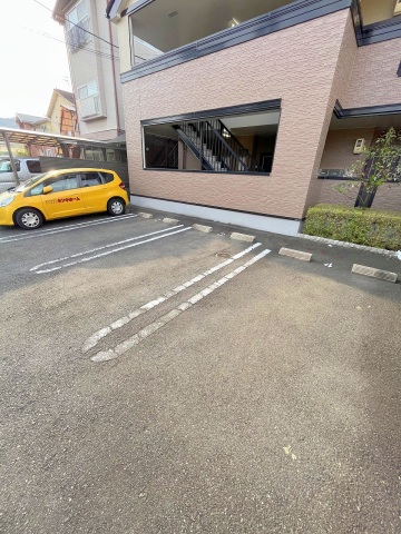 スーパー　スパーク浜田店（スーパー）まで403m