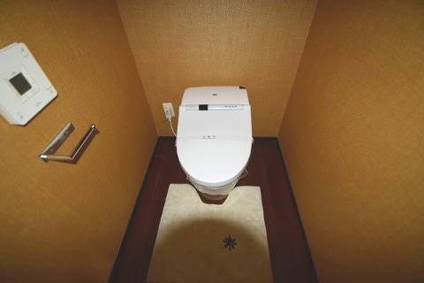 【W.O.B.NISHIUMEDAのトイレ】