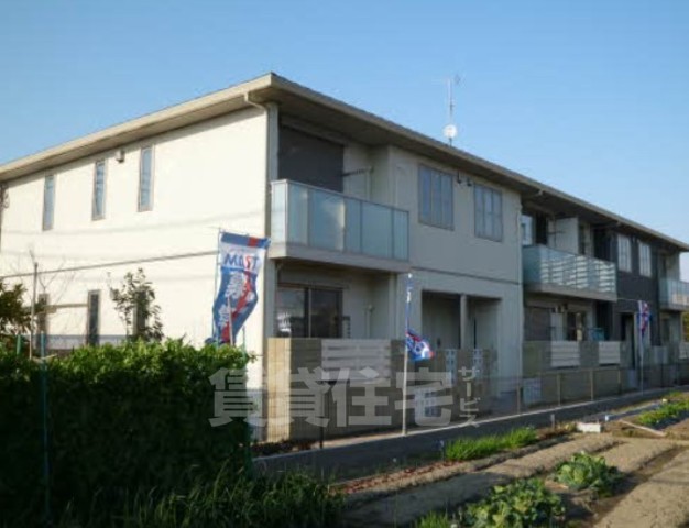 堺市中区伏尾のアパートの建物外観
