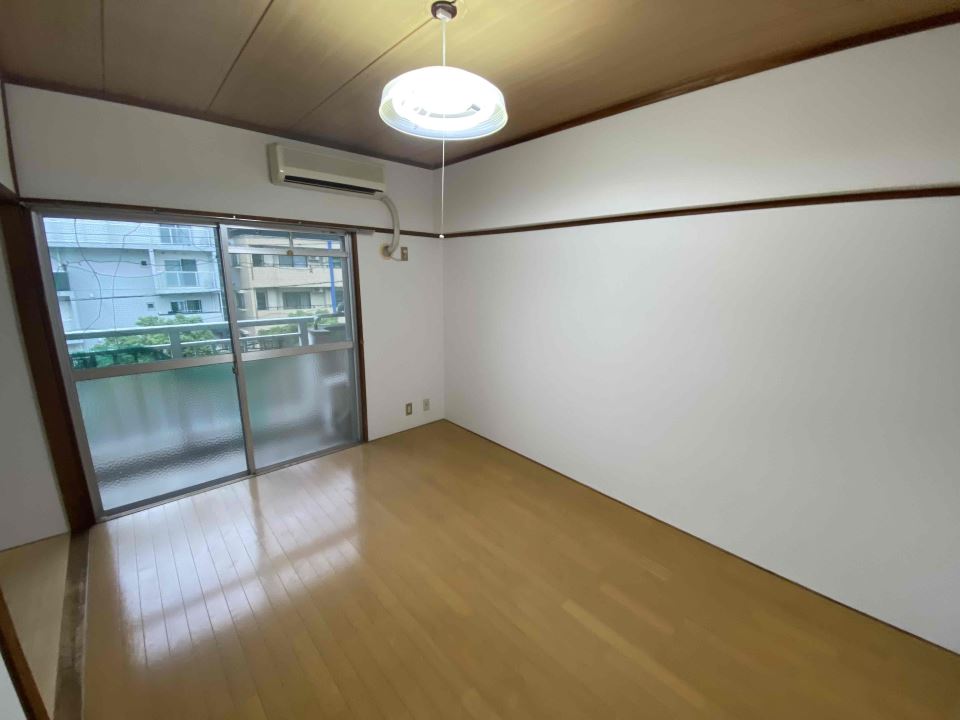 居室・リビング　１ＤＫなので広々と使えますよ