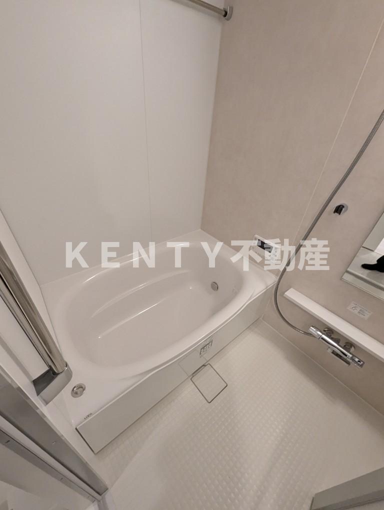 バス・シャワールーム　ゆったり過ごせるお風呂です