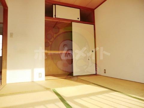 ラ・クルー横江　収納　押入