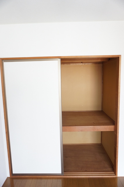 収納　収納量豊富な押し入れ