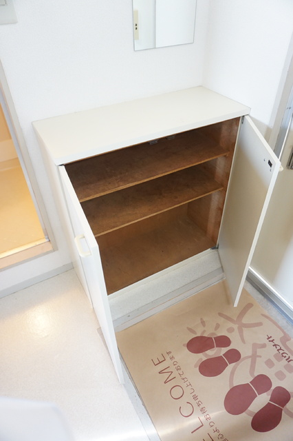 玄関　玄関のシューズボックス