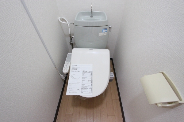 トイレ　同間取りタイプ　内観