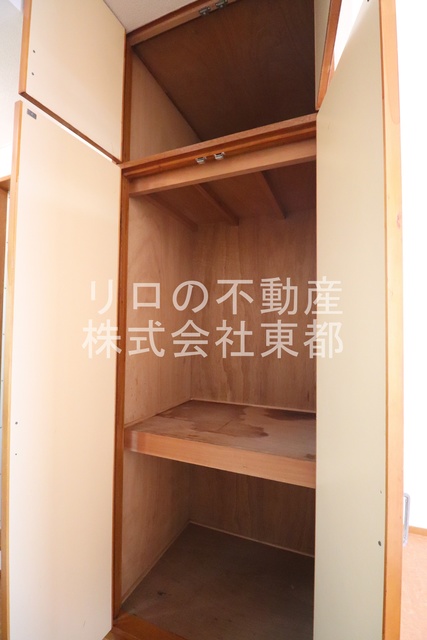 収納　奥行のある収納付です！増えがちな荷物をスッキリ収納できます