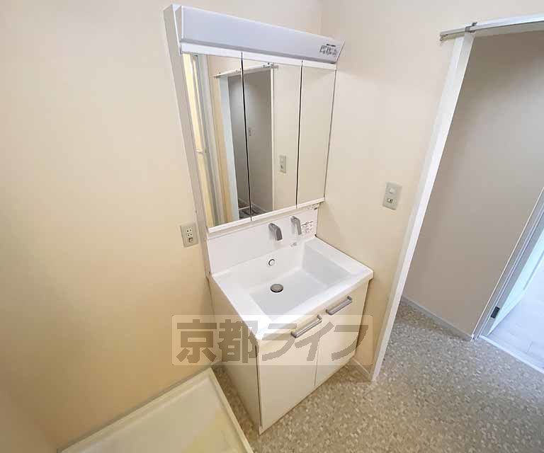 洗面設備　独立洗面台