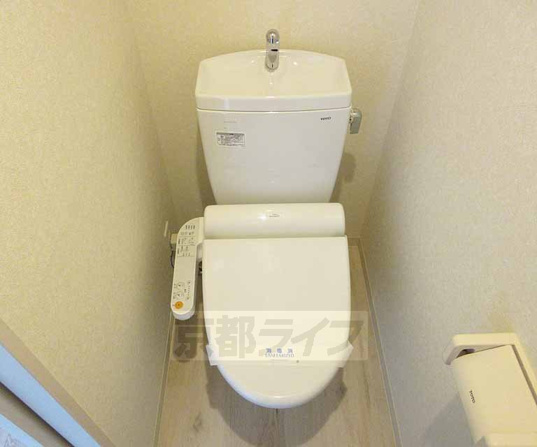 トイレ　ウォシュレット完備