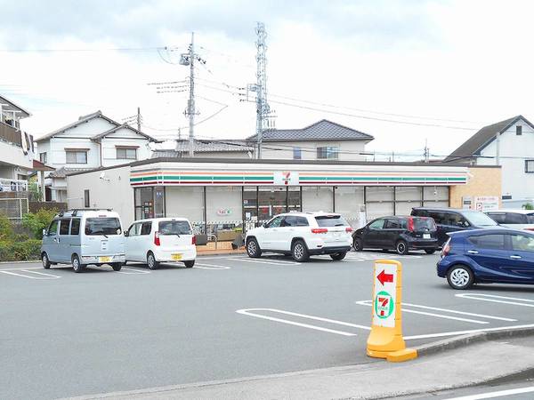 コンビニ　セブン-イレブン富士市広見新町店（コンビニ）まで500m
