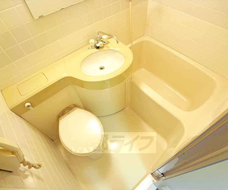 バス・シャワールーム　ユニットバスです。