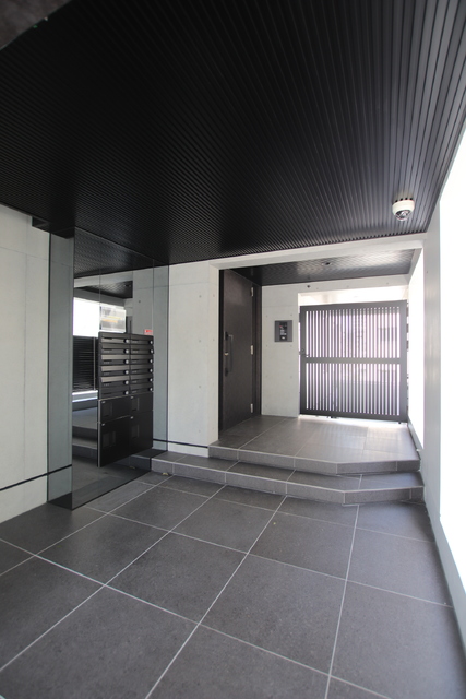 エントランス　エントランス