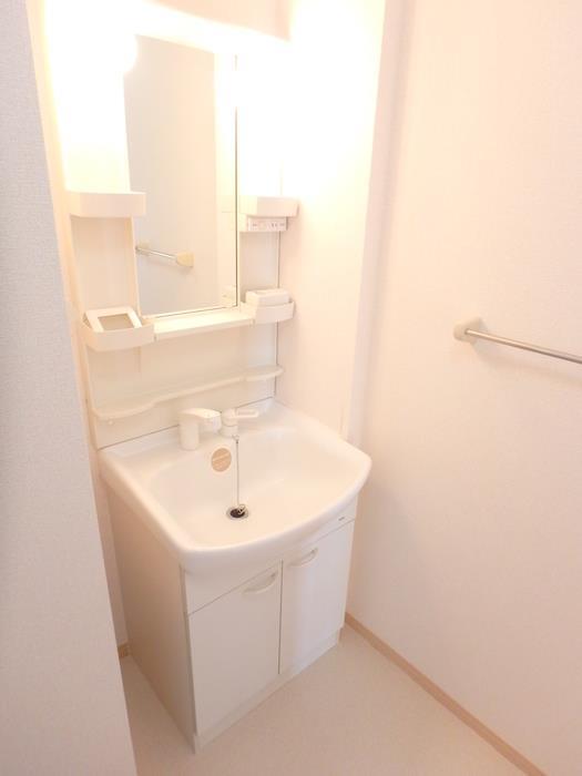 洗面設備　洗面室