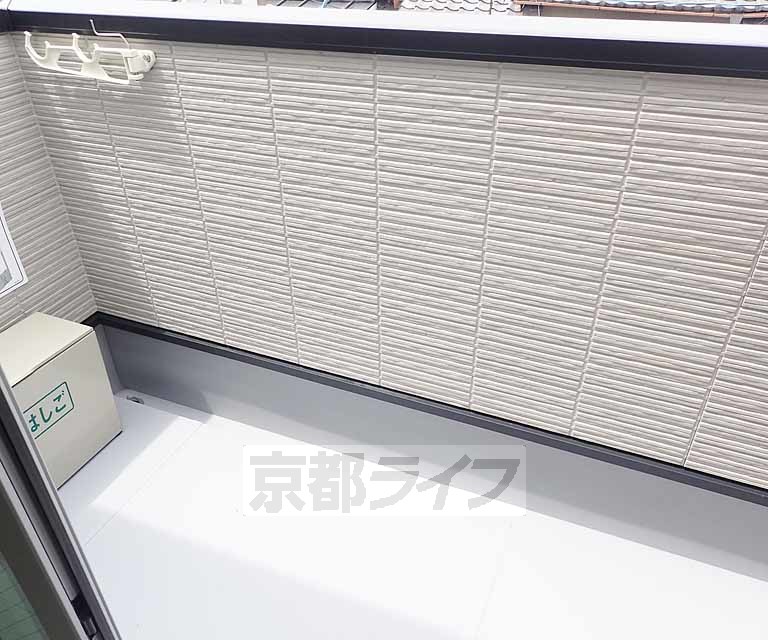 バルコニー　日当たりとても良好です。