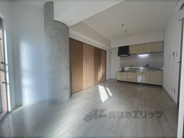 居室・リビング　リビング