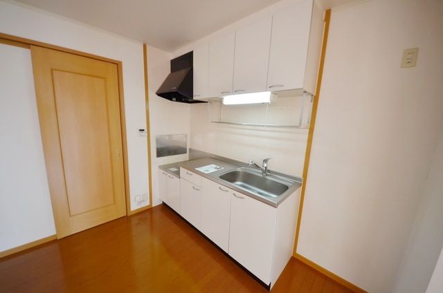 キッチン　※同タイプによるイメージです。