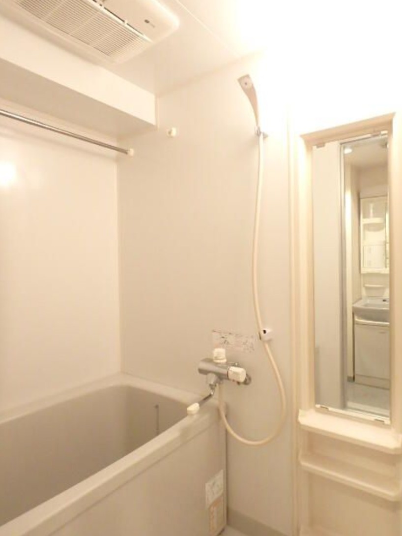 バス・シャワールーム　浴室