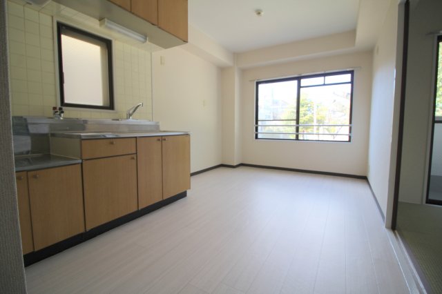 居室・リビング　別室の写真使用