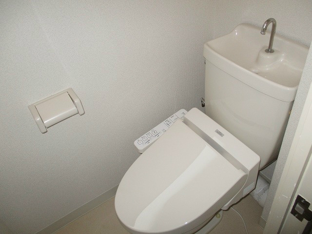 トイレ　ウォシュレット付※他室写真参照