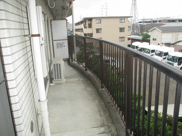 バルコニー　※他室写真参照