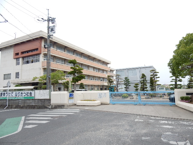 小学校　平福小学校（小学校）まで350m