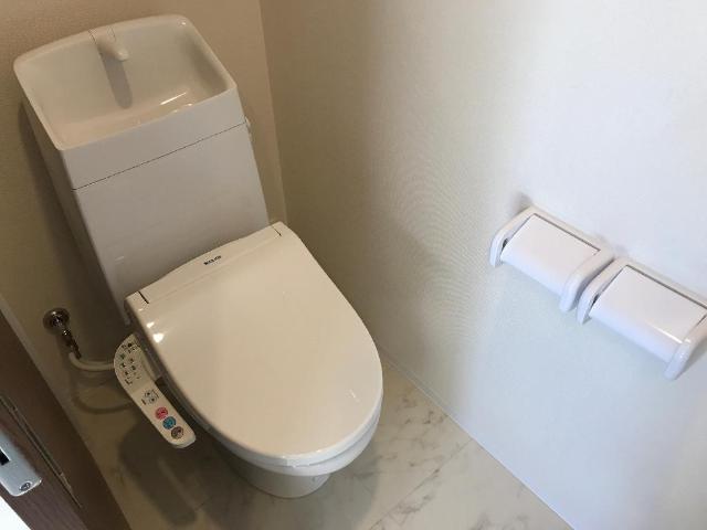 トイレ　シャワー付トイレ