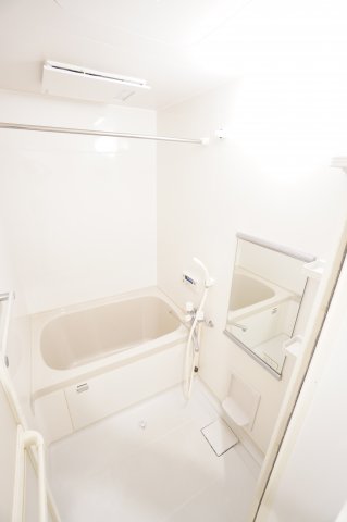 バス・シャワールーム　※同物件・同タイプの写真です。