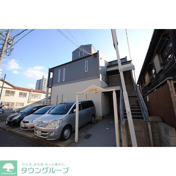 建物外観　駐車場