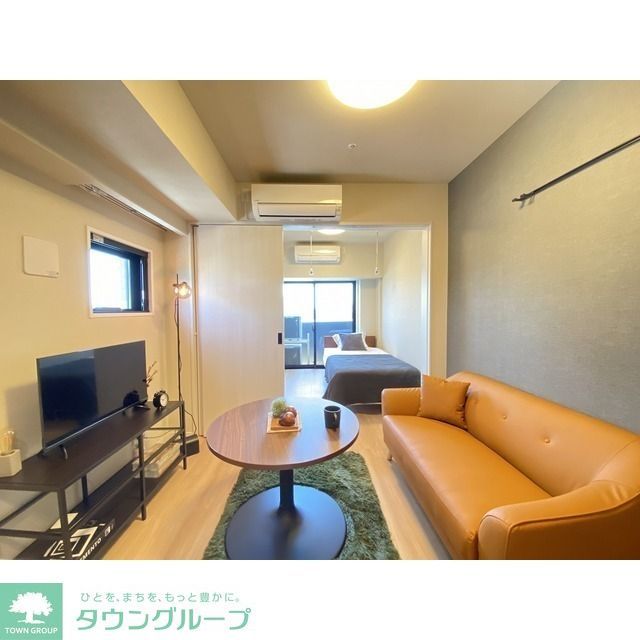 居室・リビング　家具・家電の備え付けはありません