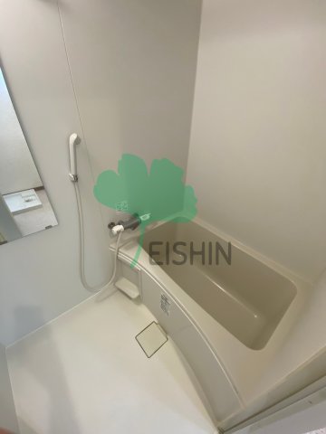 バス・シャワールーム　清潔感のある浴室です！