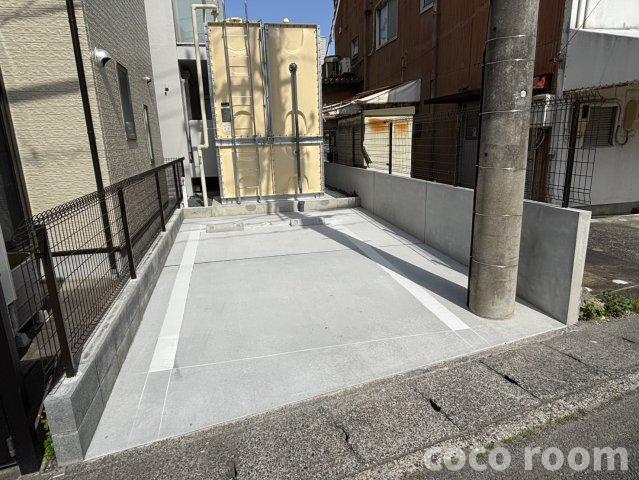 駐車場　現在駐車場の空きの予定はございません。