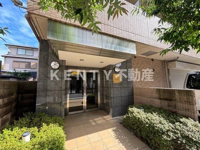 エントランス　毎日通るエントランスはこのようになっています