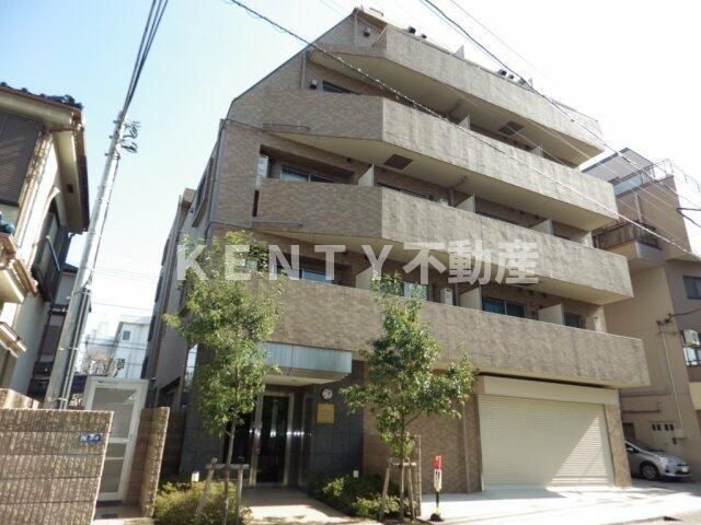 建物外観　外観は落ち着いています