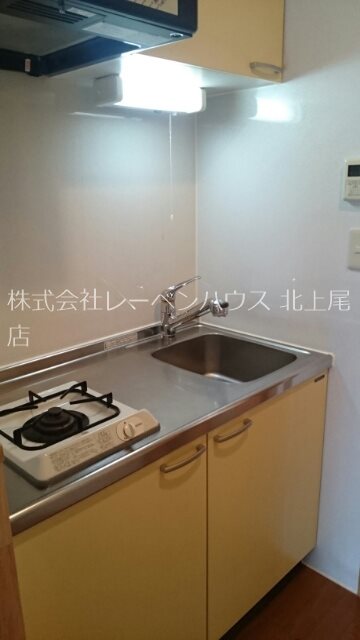 キッチン　お問い合わせは048-772-8202