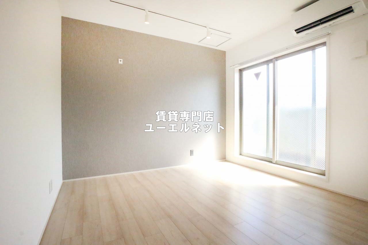 居室・リビング　ゆったりとくつろげる、落ち着きのある居室空間です