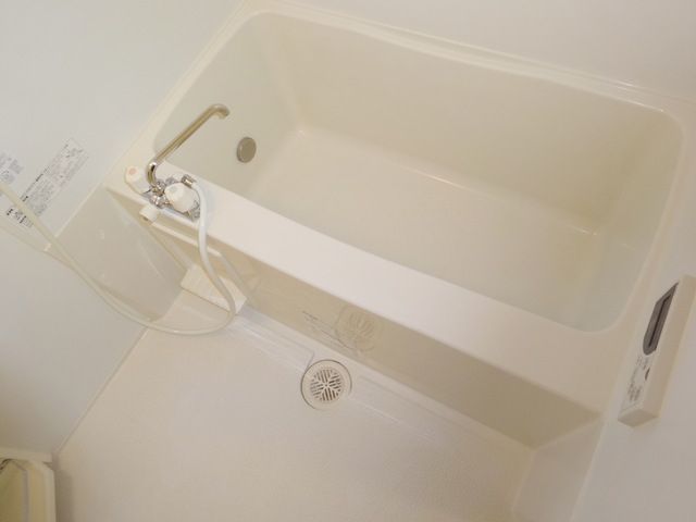 バス・シャワールーム　★追い焚き付バスでゆっくり疲れをとってください★