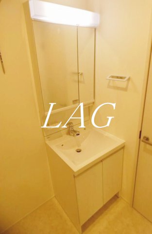 洗面設備　洗面台です。