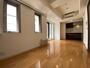 居室・リビング　明るいお部屋は気持ちよく過ごせそうですね。