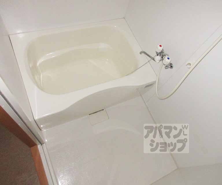 バス・シャワールーム　リラックスできるお風呂です・