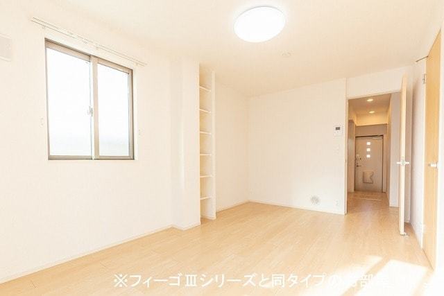 居室・リビング　同一施工会社同一仕様写真