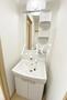 洗面設備　独立洗面台です。