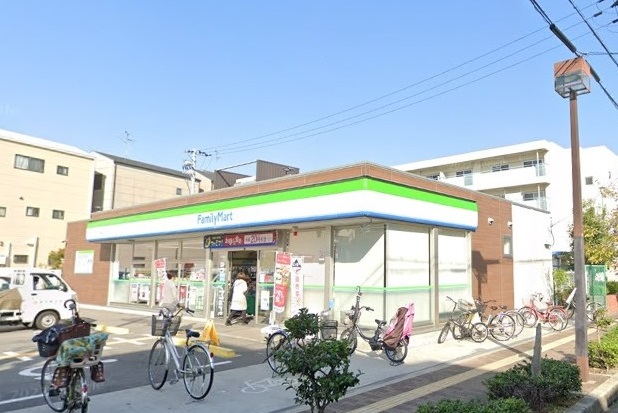 コンビニ　ファミリーマート平野店（コンビニ）まで612m