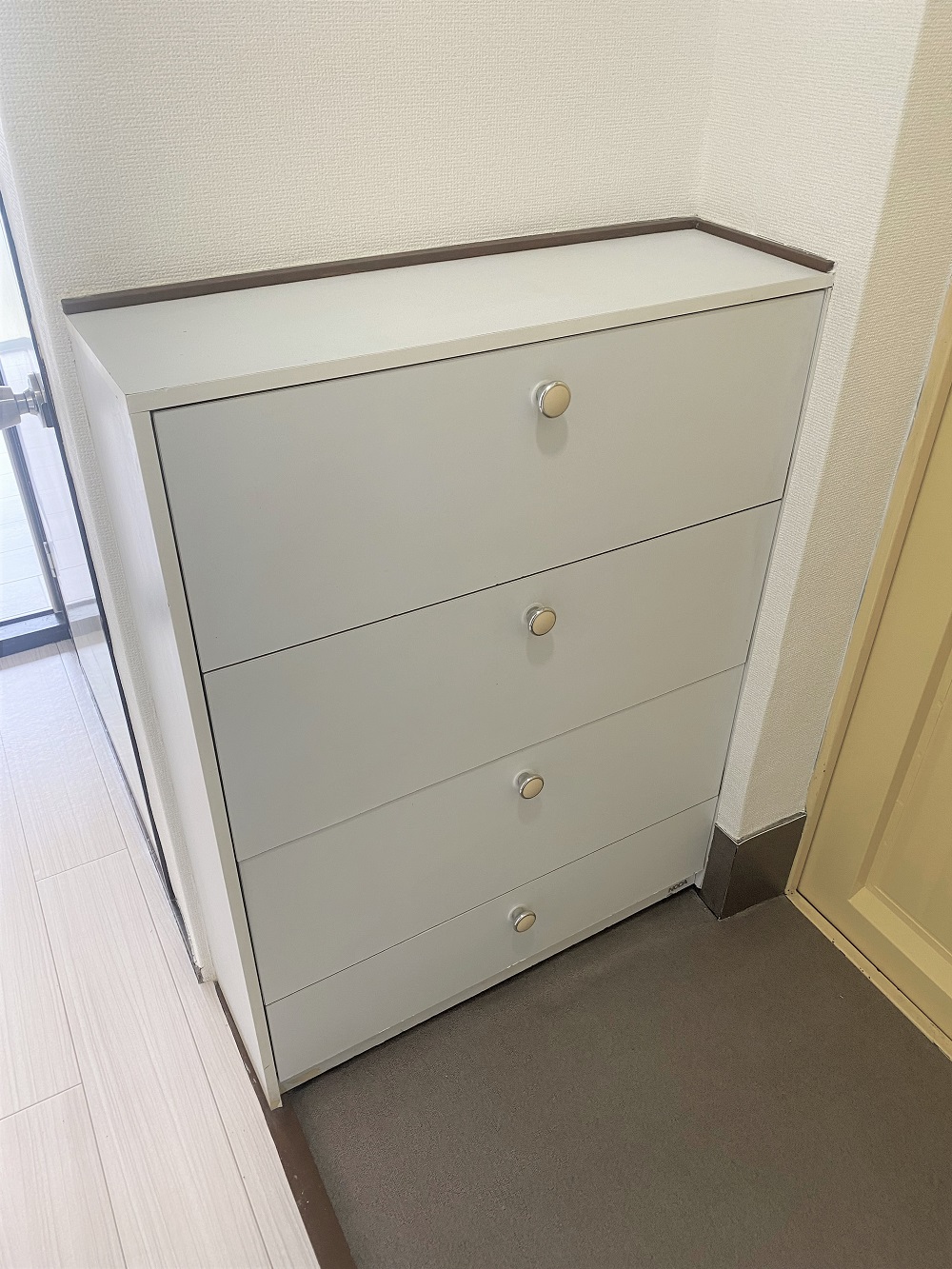 玄関　シューズクローク付。靴すっきり収納出来ます♪