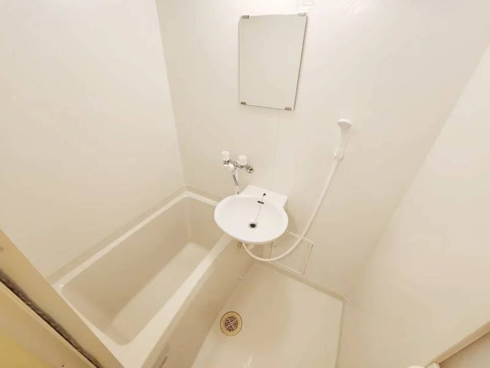 バス・シャワールーム　浴室