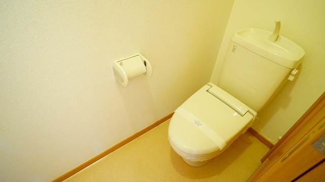 【ネオ・コートIのトイレ】
