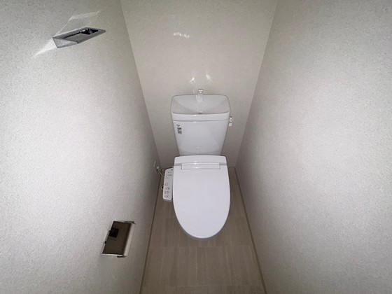 トイレ　※別号室のお写真です。