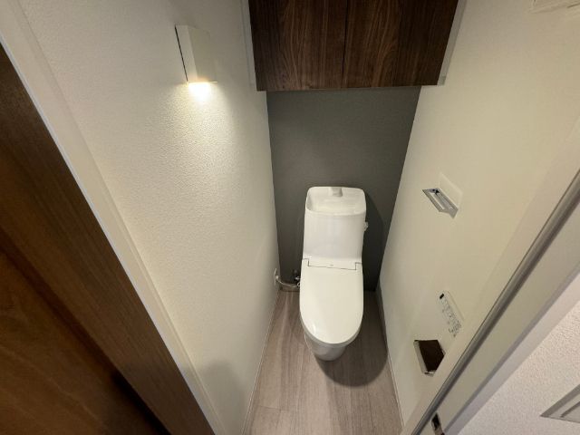 トイレ　同タイプ別部屋の参考写真です。