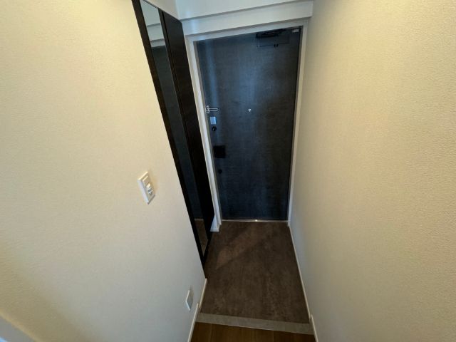 玄関　同タイプ別部屋の参考写真です。
