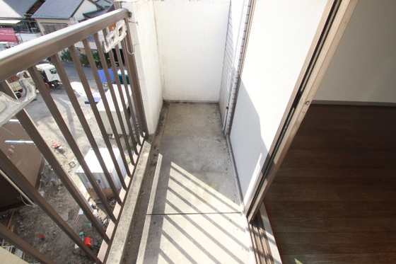 バルコニー　※別部屋の写真です。