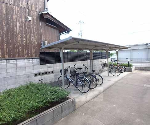 【八幡市川口扇ノ芝のアパートのその他共有部分】